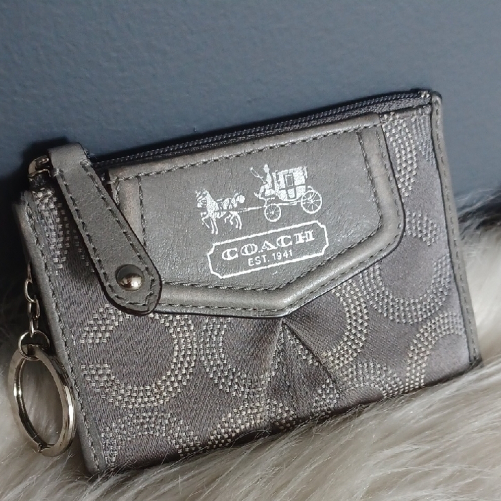 Coach ID Holder